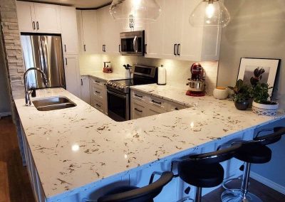 4JS kitchen with speckled top2